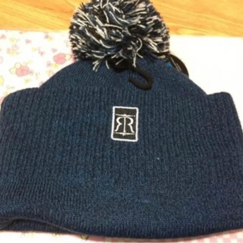 Winter Hat Original Pom Pom Beanie Hat Adults & Kids Bobble Embroidery Cap - Picture 5 of 6